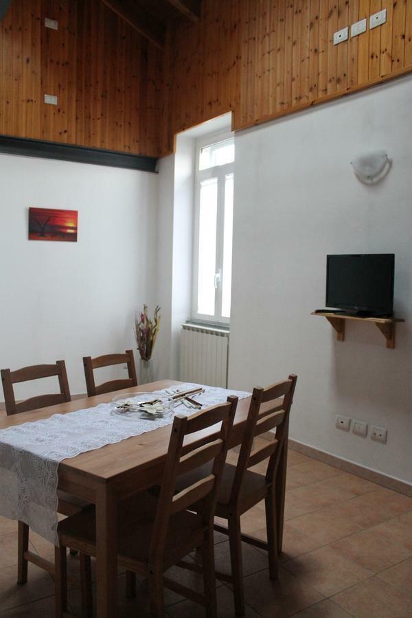Le Camere Di Aladino Carugate Buitenkant foto