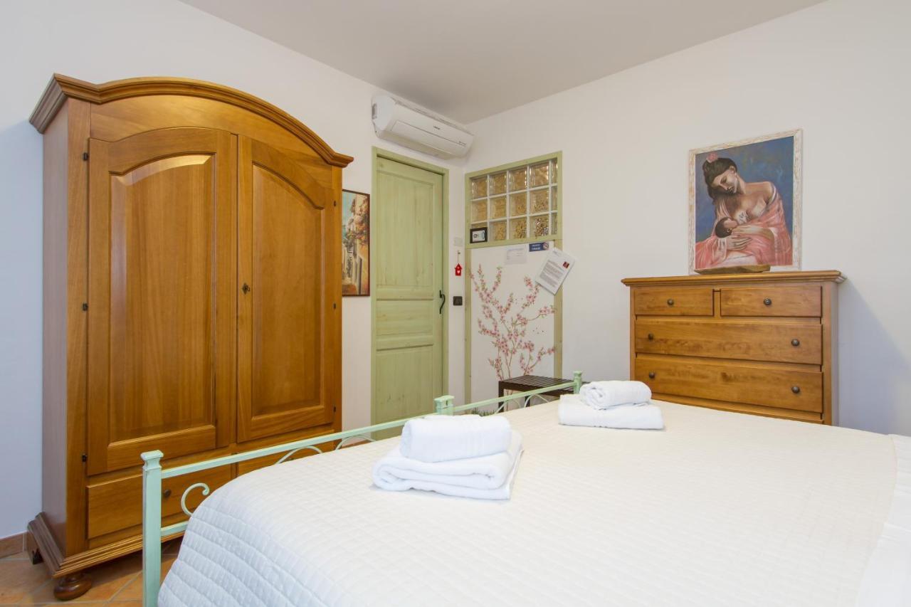 Le Camere Di Aladino Carugate Buitenkant foto